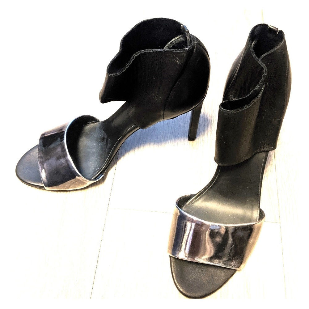 Vince Metallic Leather Heels/Sandals New